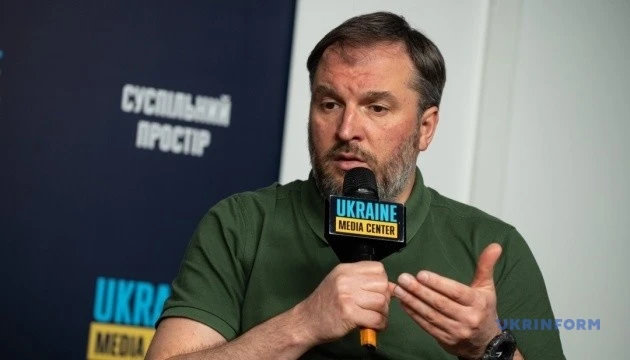 В Україні можуть подешевшати бензин і дизель: експерт назвав передумову