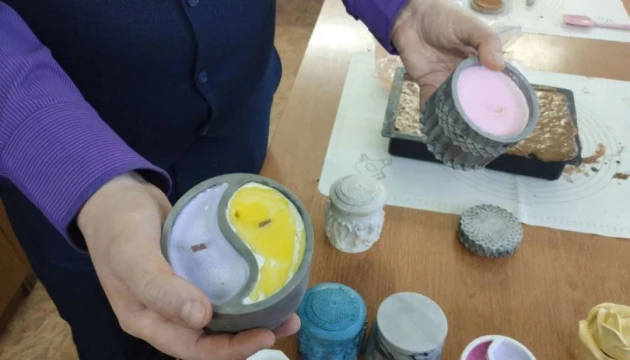 У Кропивницькому розробили технологію виготовлення тротуарної плитки з кавової гущі
