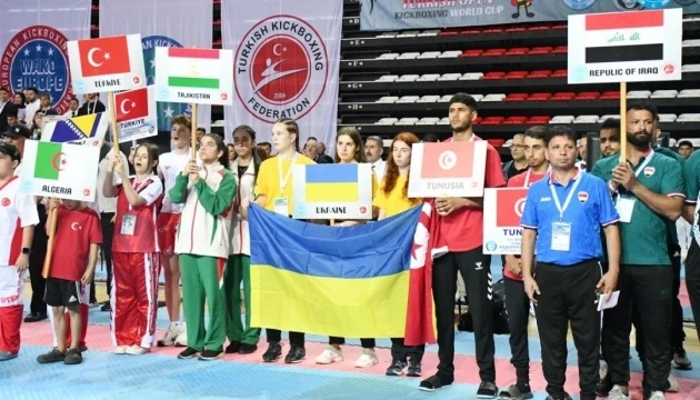 Українські кікбоксери виграли одинадцять нагород Кубка світу
