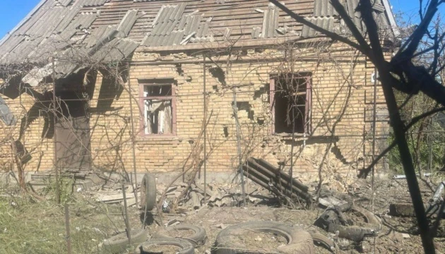 Росіяни били по Нікополю та трьох громадах Дніпропетровщини, четверо постраждалих
