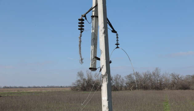 Загарбники обстріляли селище в Херсонській області, постраждала людина - Херсонська ОВА