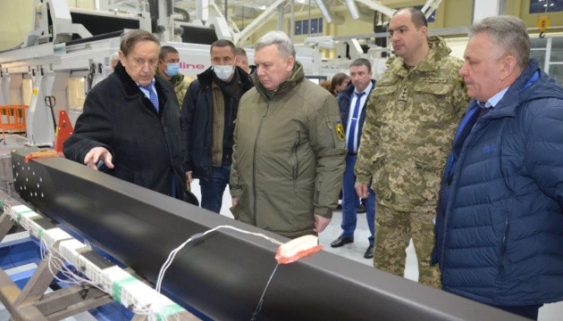 Міністр оборони проінспектував виконання замовлень запорізькими підприємствами ОПК