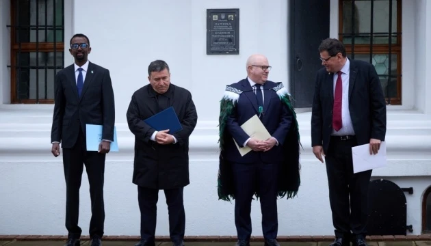 Президент прийняв вірчі грамоти від послів Великої Британії, Нової Зеландії, Чилі та Сомалі