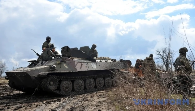 Окупанти порушили «тишу» під Мар’їнкою, втрат немає