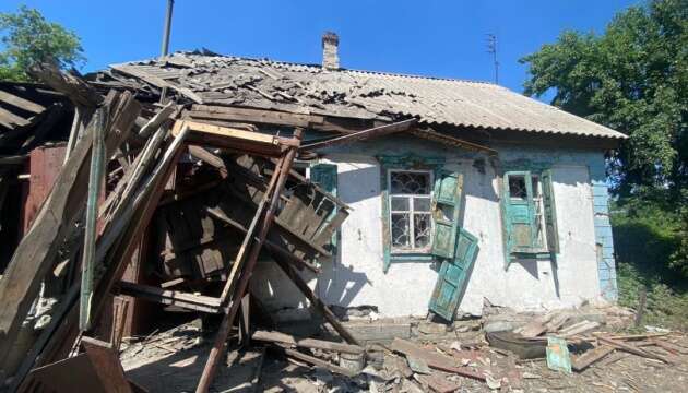 Ворог за добу 2107 разів обстріляв Донеччину, є руйнування