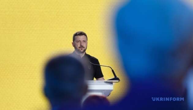 Зеленський на Національному молитовному сніданку привітав звільнених з полону священників