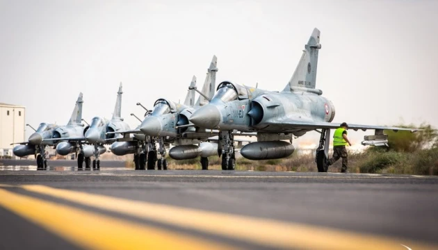 Франція чітко дотримується зобов’язань щодо передачі літаків Mirage - посол