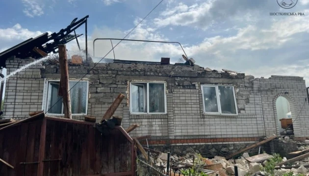Дрон РФ зруйнував двоповерховий будинок на Сумщині