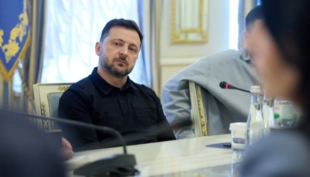 Зеленський обговорив із фракцією більшості порядок денний Ради та євроінтеграцію