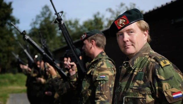 У Нідерландах юнаки вдруге отримають листи про військовий обов’язок