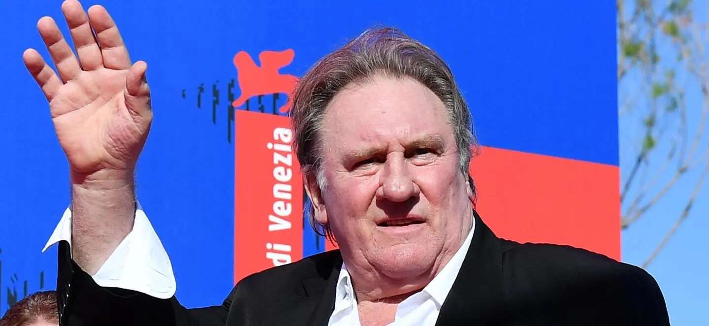 Depardieu accusato di abusi sessuali. Passo indietro dell’attore: restituita la Legion d’Onore