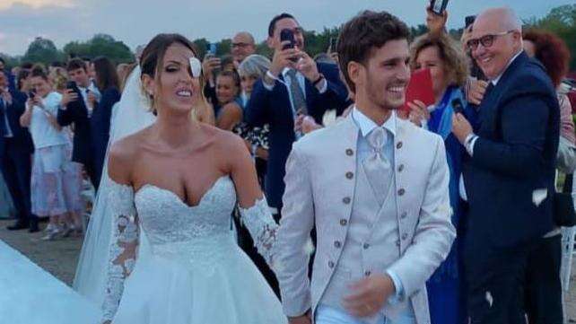 Matrimonio nella Reggia . Violini e cavalli bianchi. Gessica, un sì da fiaba