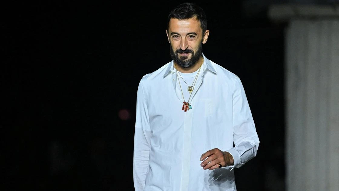 Walter Chiapponi lascia di comune accordo la direzione creativa di Tod's. Futuro da Cloè?
