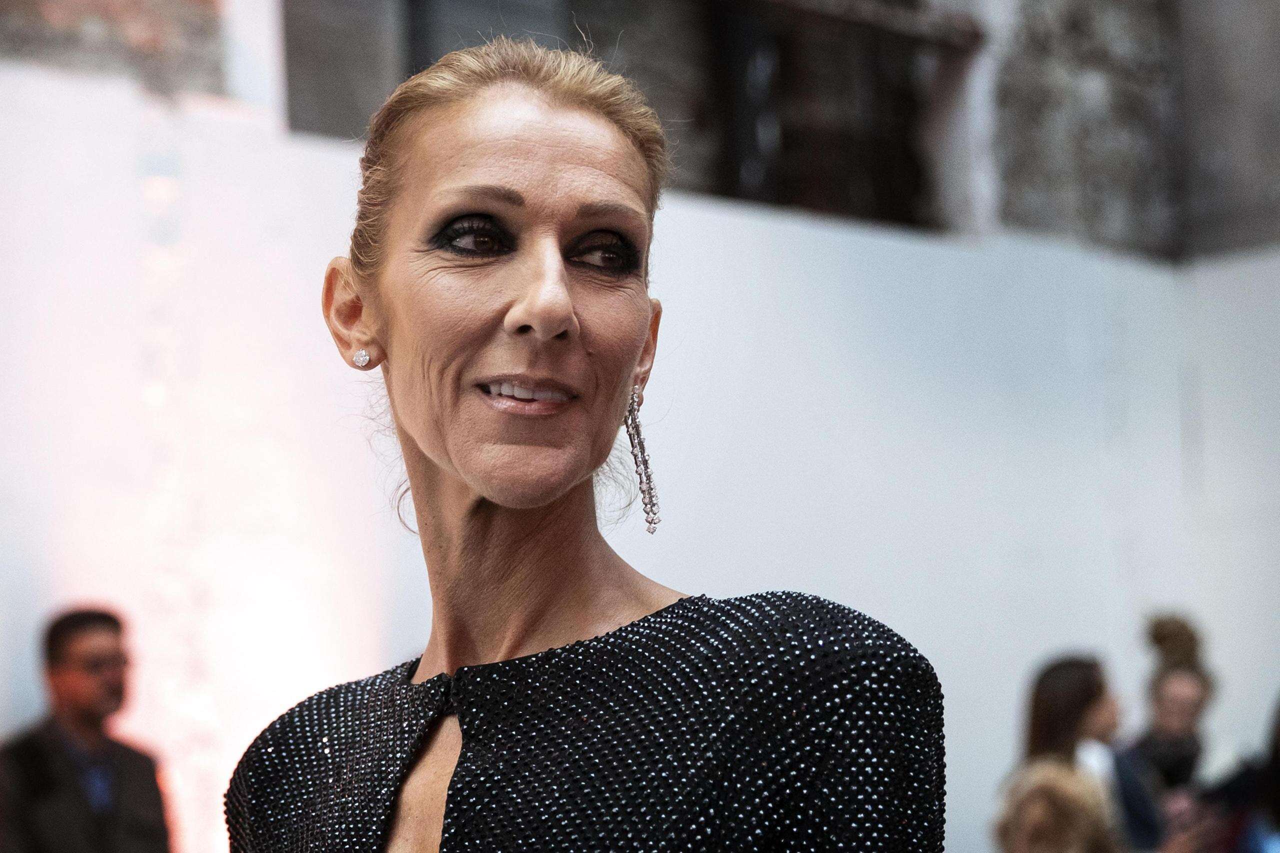 Céline Dion e la malattia, più vicino il ritiro dalle scene. Cosa succede all’artista