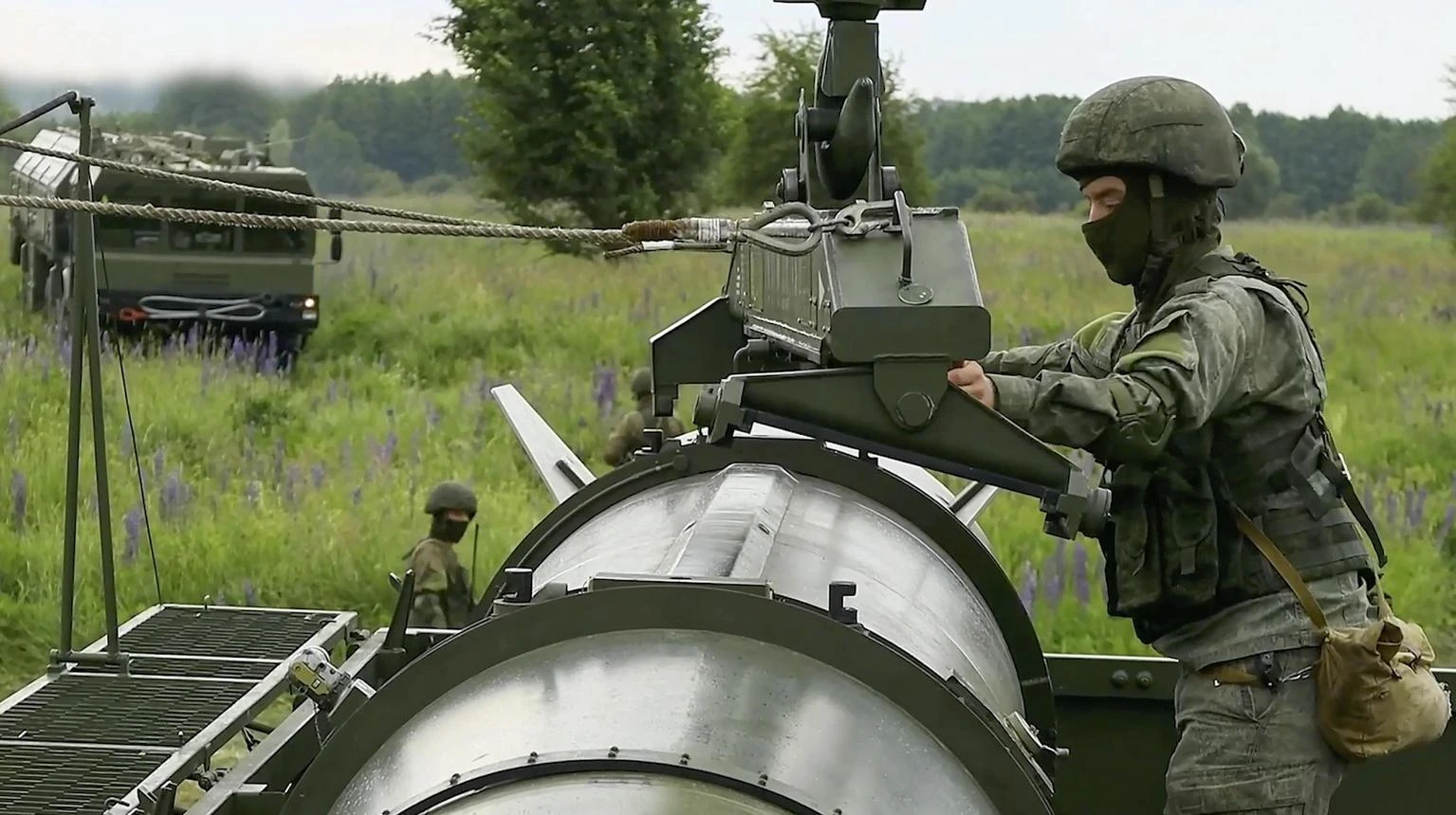 I missili russi sono migliorati: Iskander-M e Kinzhal sfuggono ai Patriot. Kiev nei guai