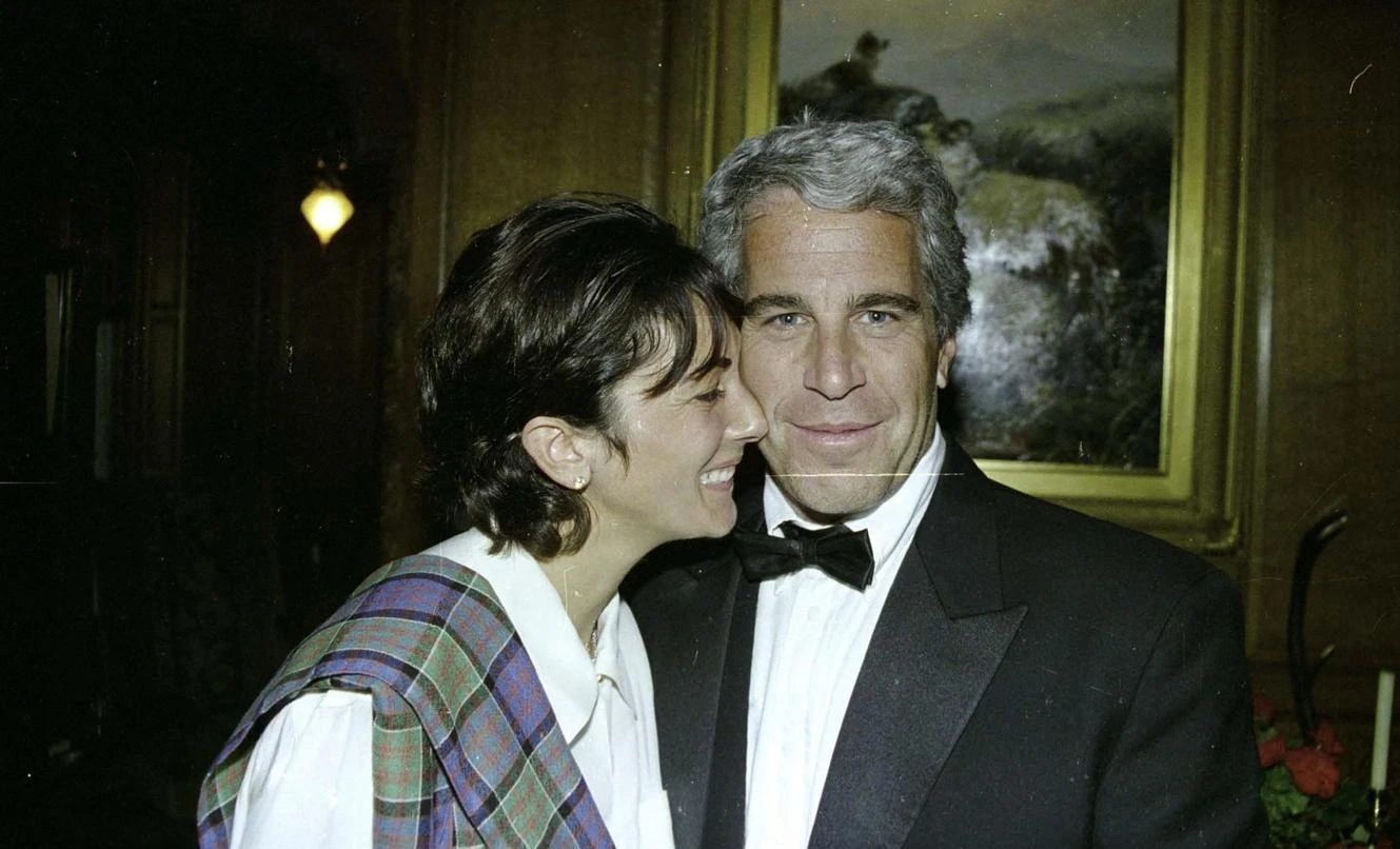 Rivelazioni su Epstein. L’amicizia con il pedofilo . Spada di Damocle su Trump