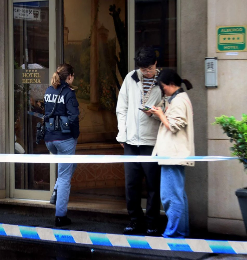Detenuto pugnala un collega e fugge. Paura per una donna scomparsa