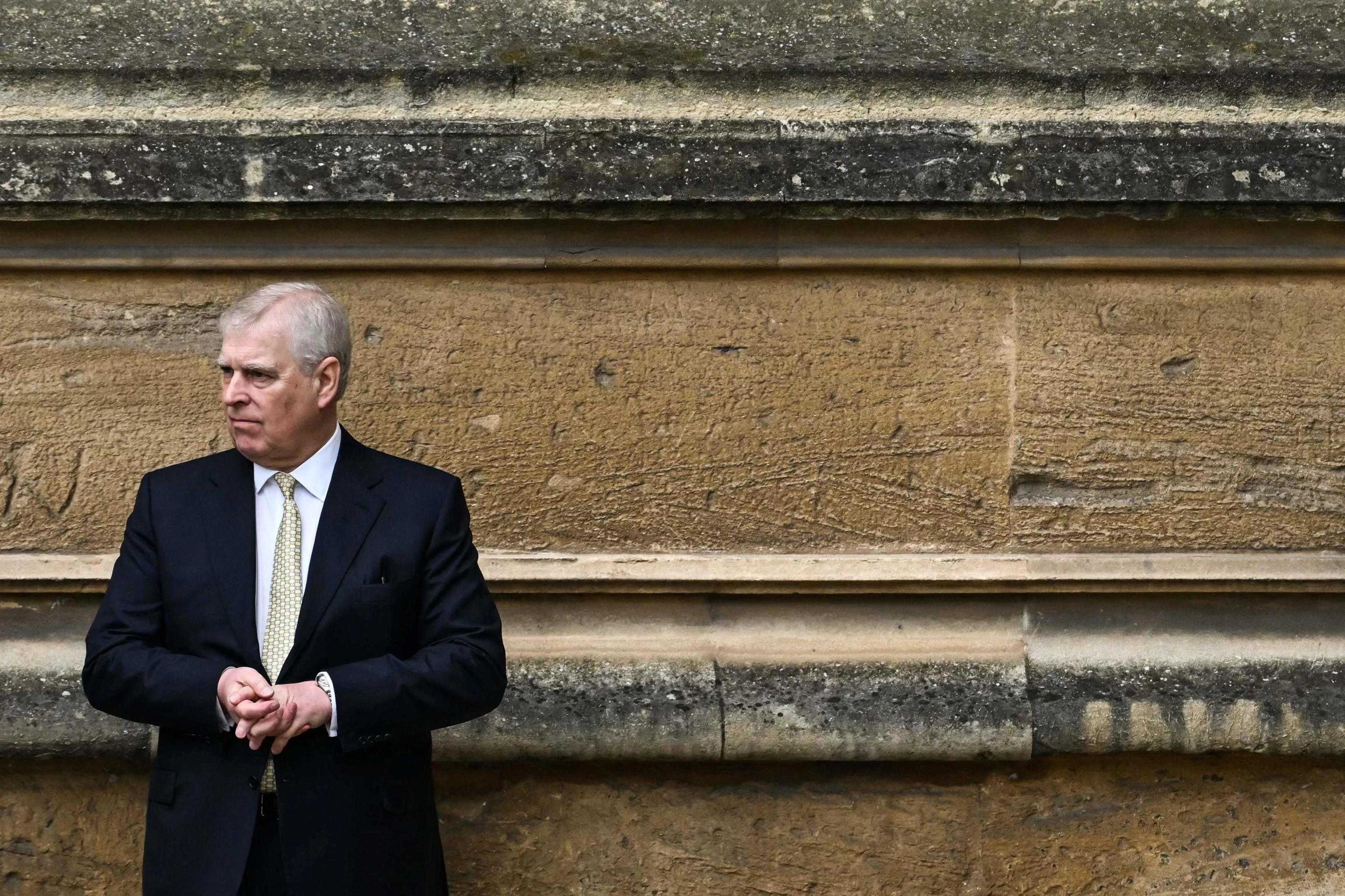 Bbc: Buckingham Palace sapeva che Andrea condivideva informazioni riservate. “Nel 2020 era venuta in possesso di 30mila mail sue”
