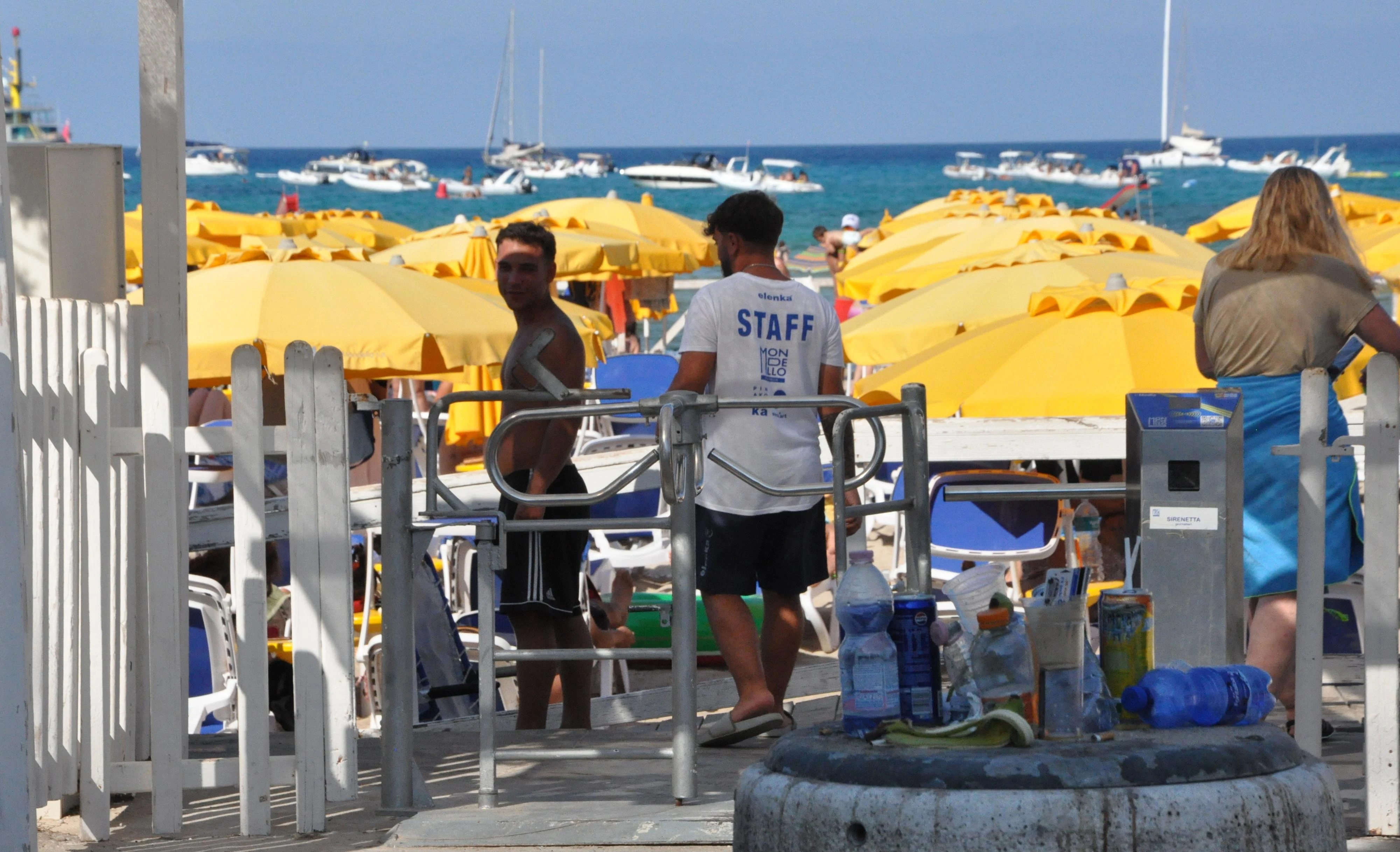 Via i tornelli dalla spiaggia: l’ultimatum della Regione Siciliana ai gestori dei lidi