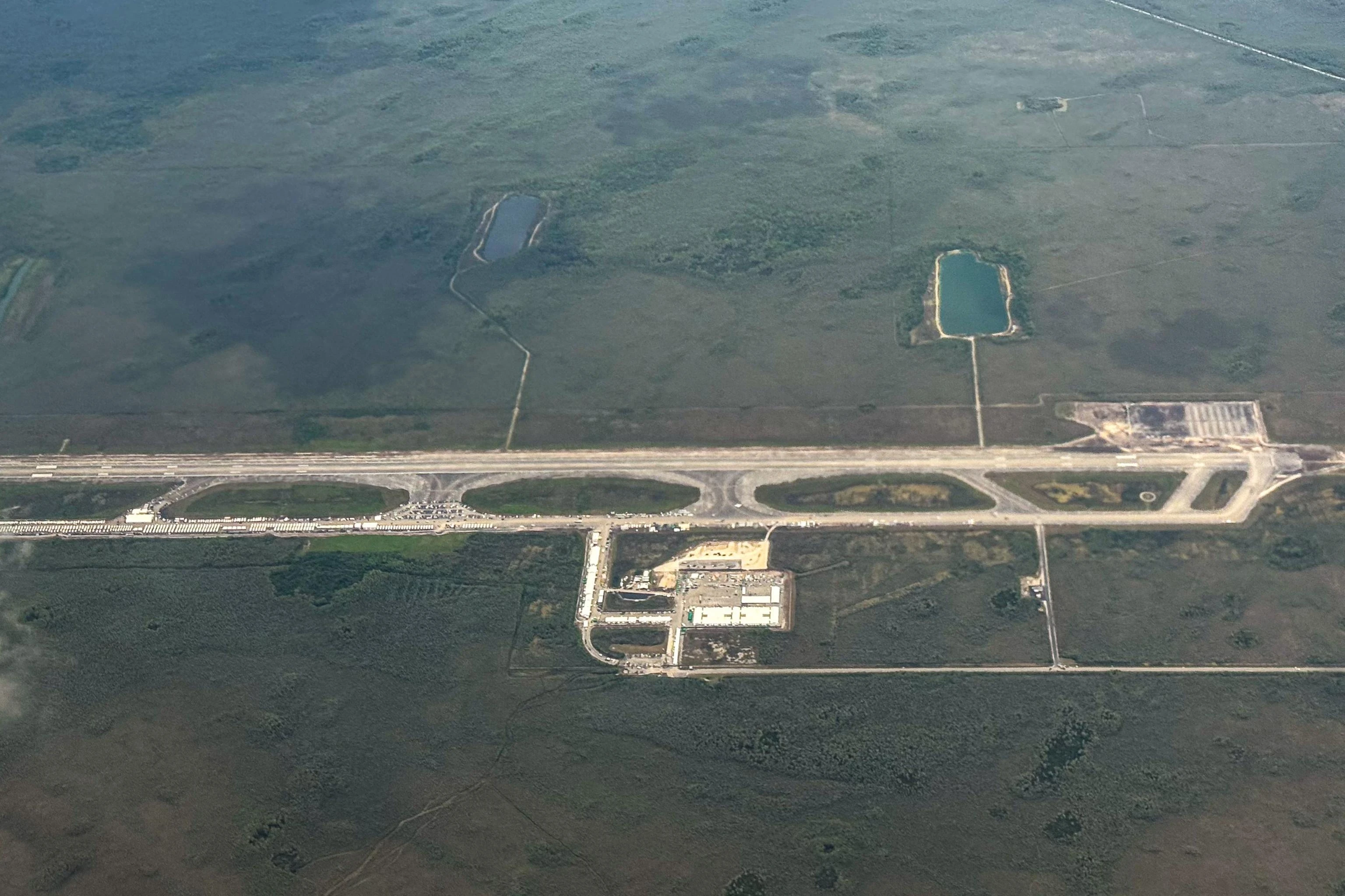 Italiano detenuto ad Alligator Alcatraz, appello choc: in gabbia come polli, fatemi uscire dall’incubo