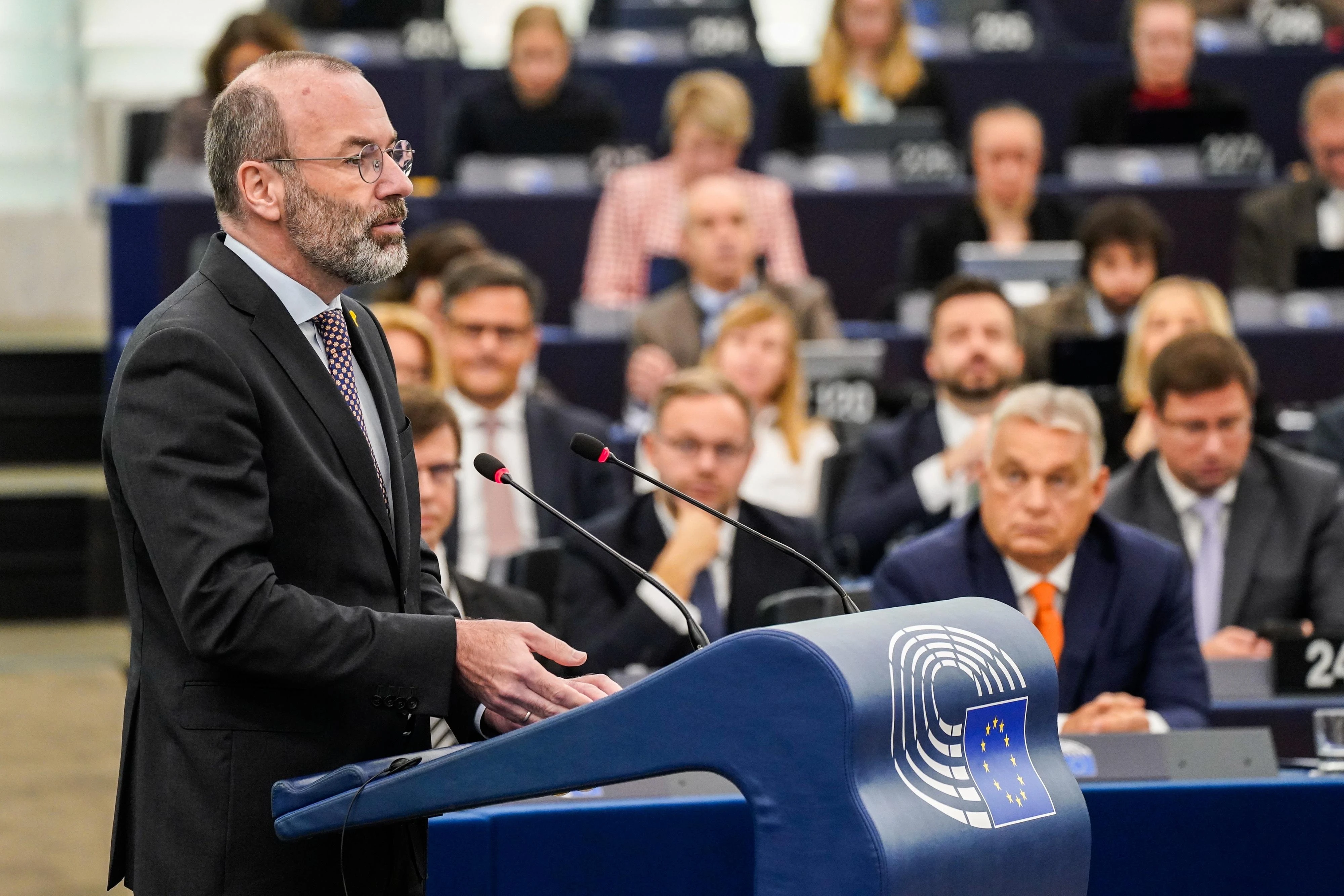 Weber rilancia sulla difesa comune europea. E sui rapporti con le destre: “Ppe unico argine al populismo”
