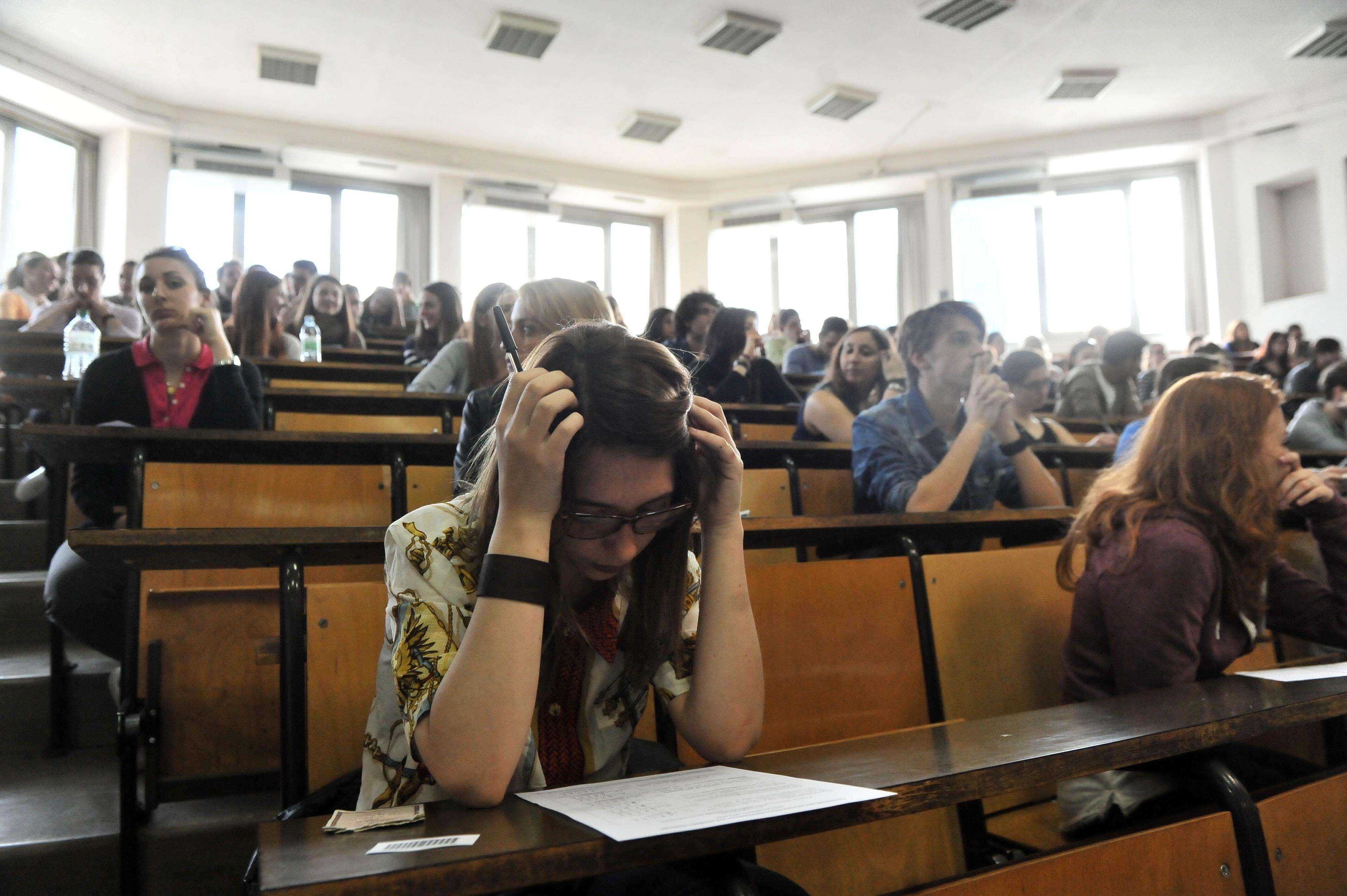 Via i test d’ingresso alla facoltà di Medicina: non c’è più il numero chiuso, ma solo per il primo semestre