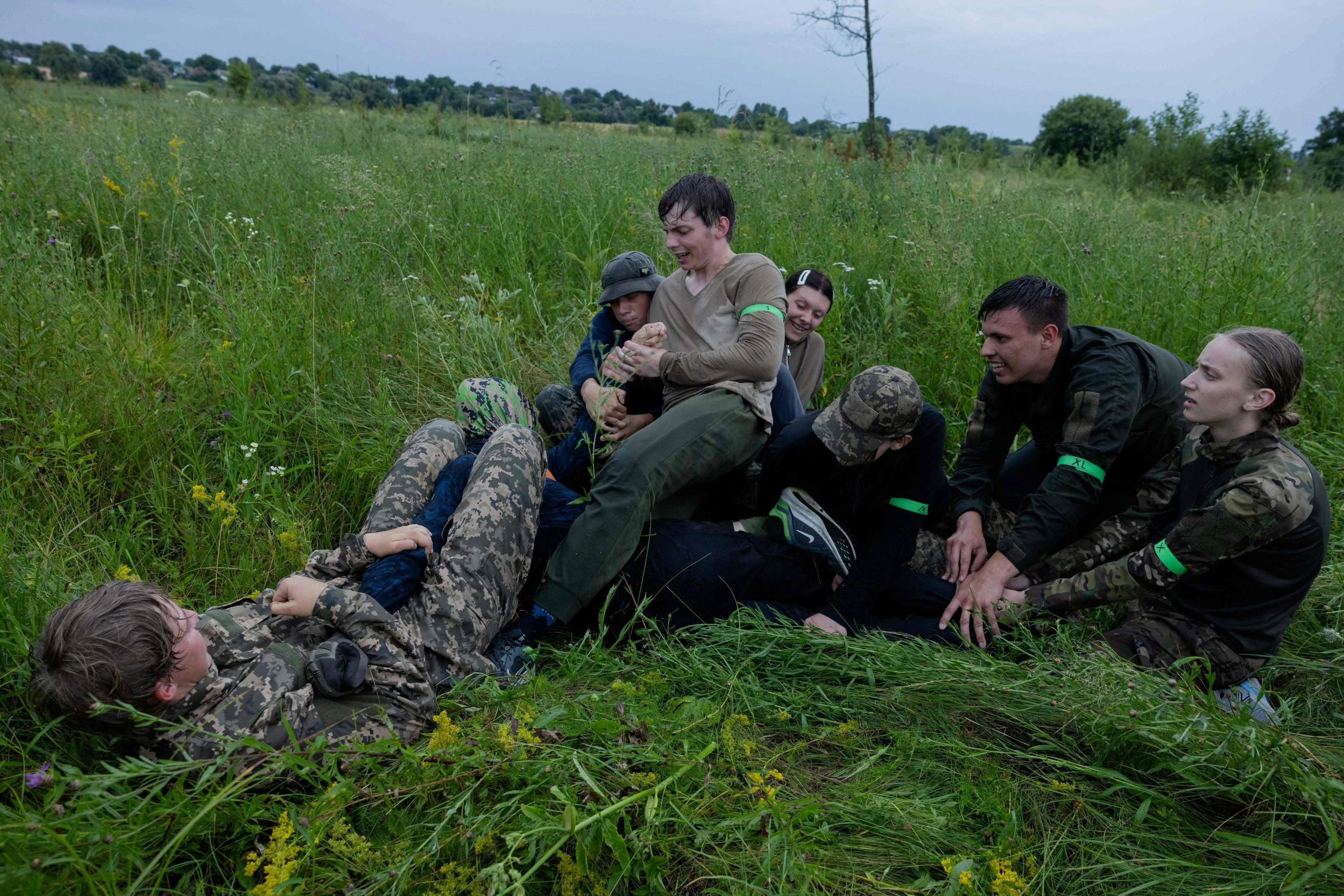La stagione delle armi. La campagna d’estate in Ucraina e l’allerta: “Putin colpirà con 2mila droni”