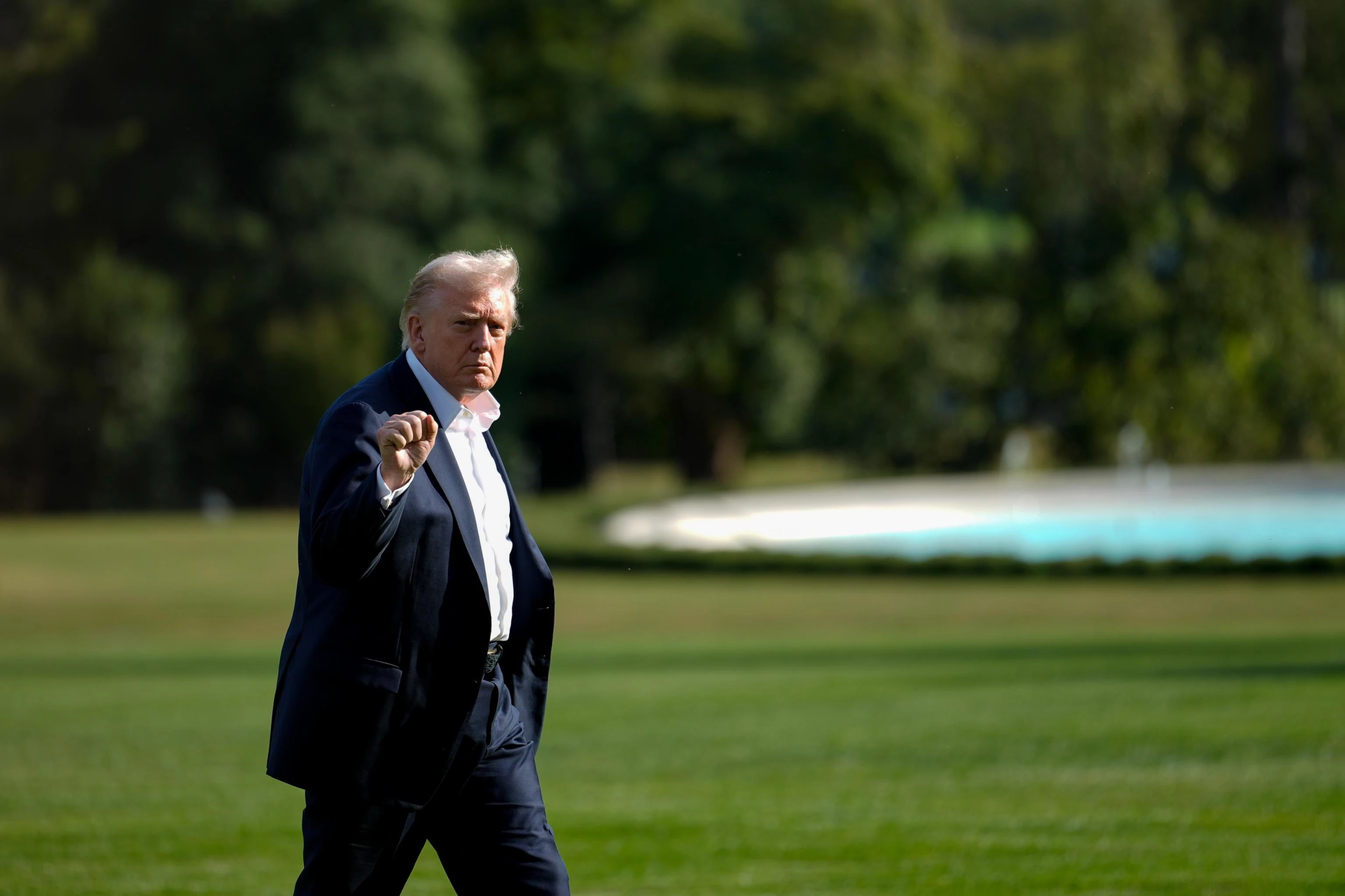 Trump dispiega la guardia nazionale a Portland e sedi Ice. “Usate la forza contro gli attacchi dei terroristi interni”