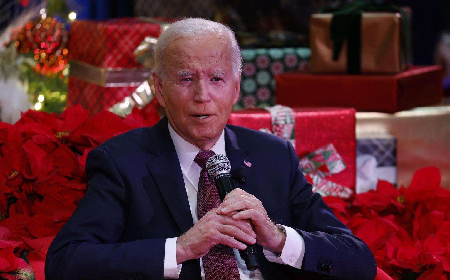 Biden firma gli ultimi atti. Via le condanne a morte