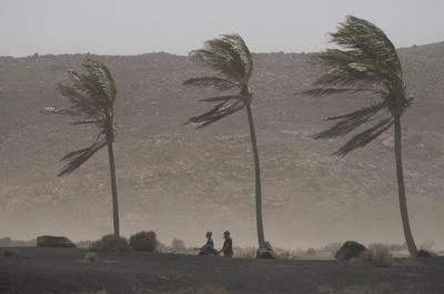 Tremano i Caraibi: l’uragano Erin sale alla categoria 5, massima allerta