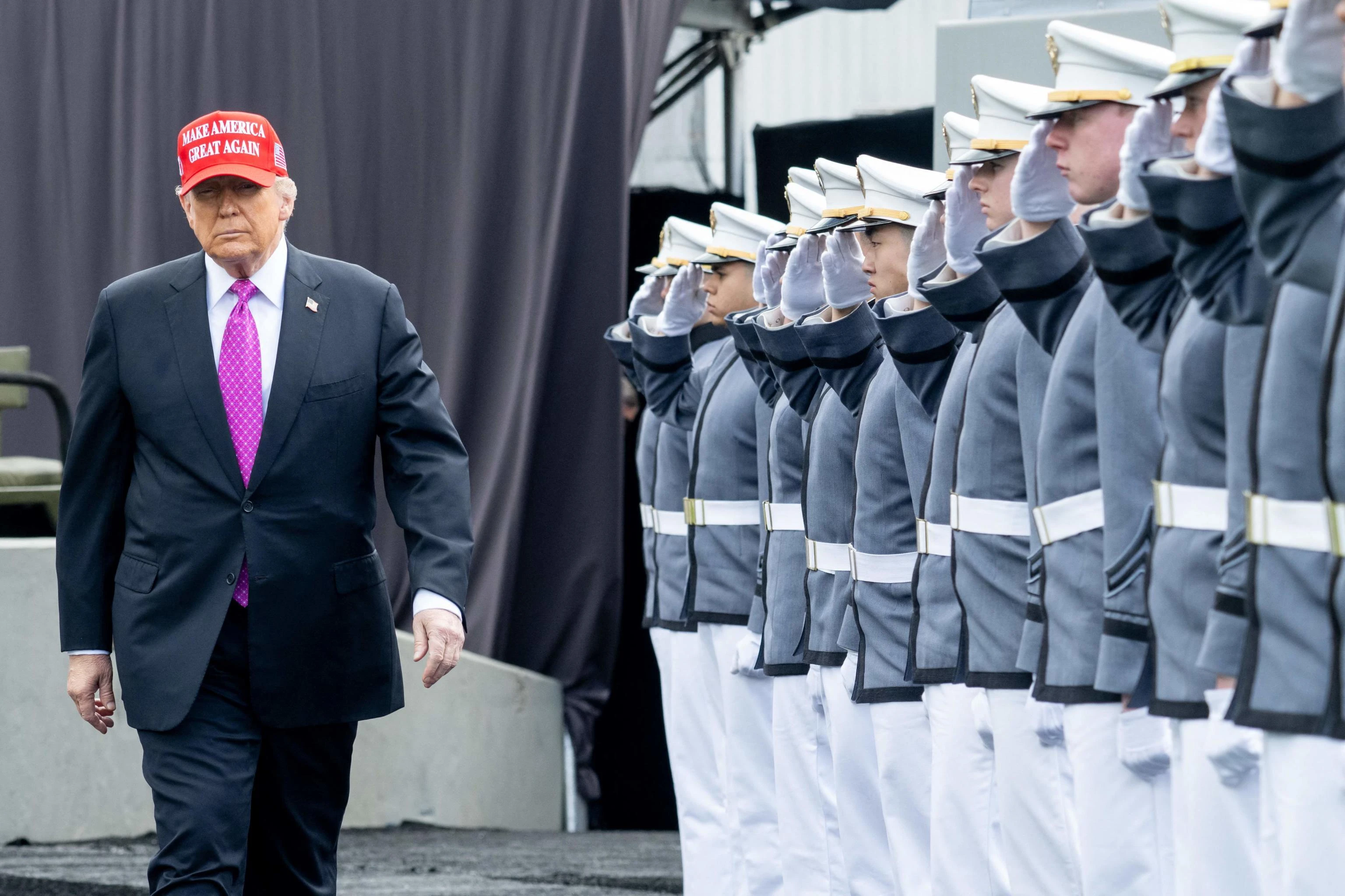 Trump pronto ad abbandonare l’Ucraina sola contro Putin