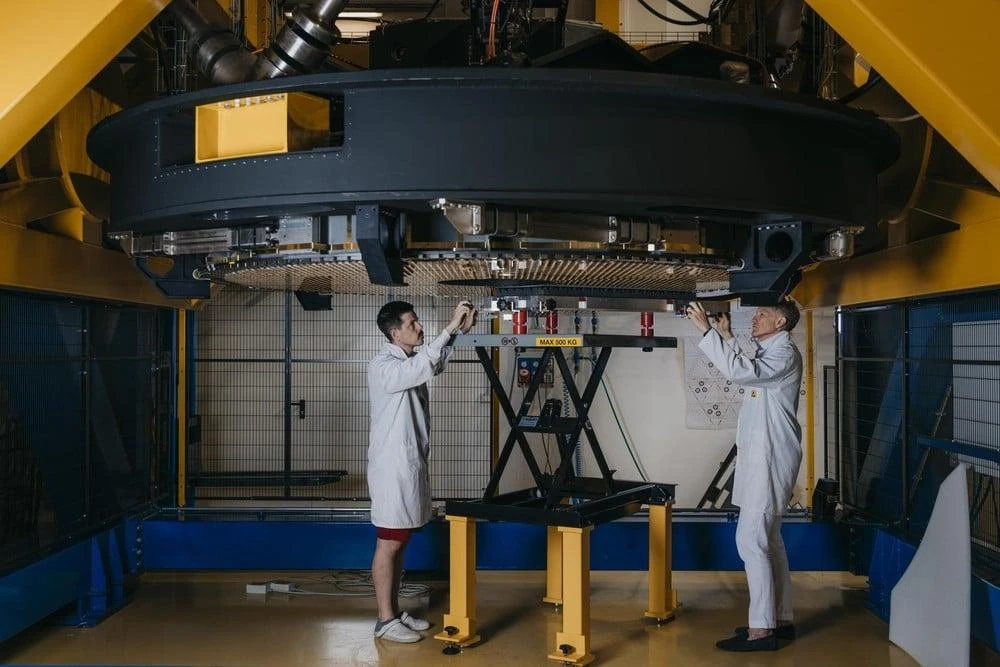 È italiano lo specchio utilizzato per il telescopio più grande del mondo