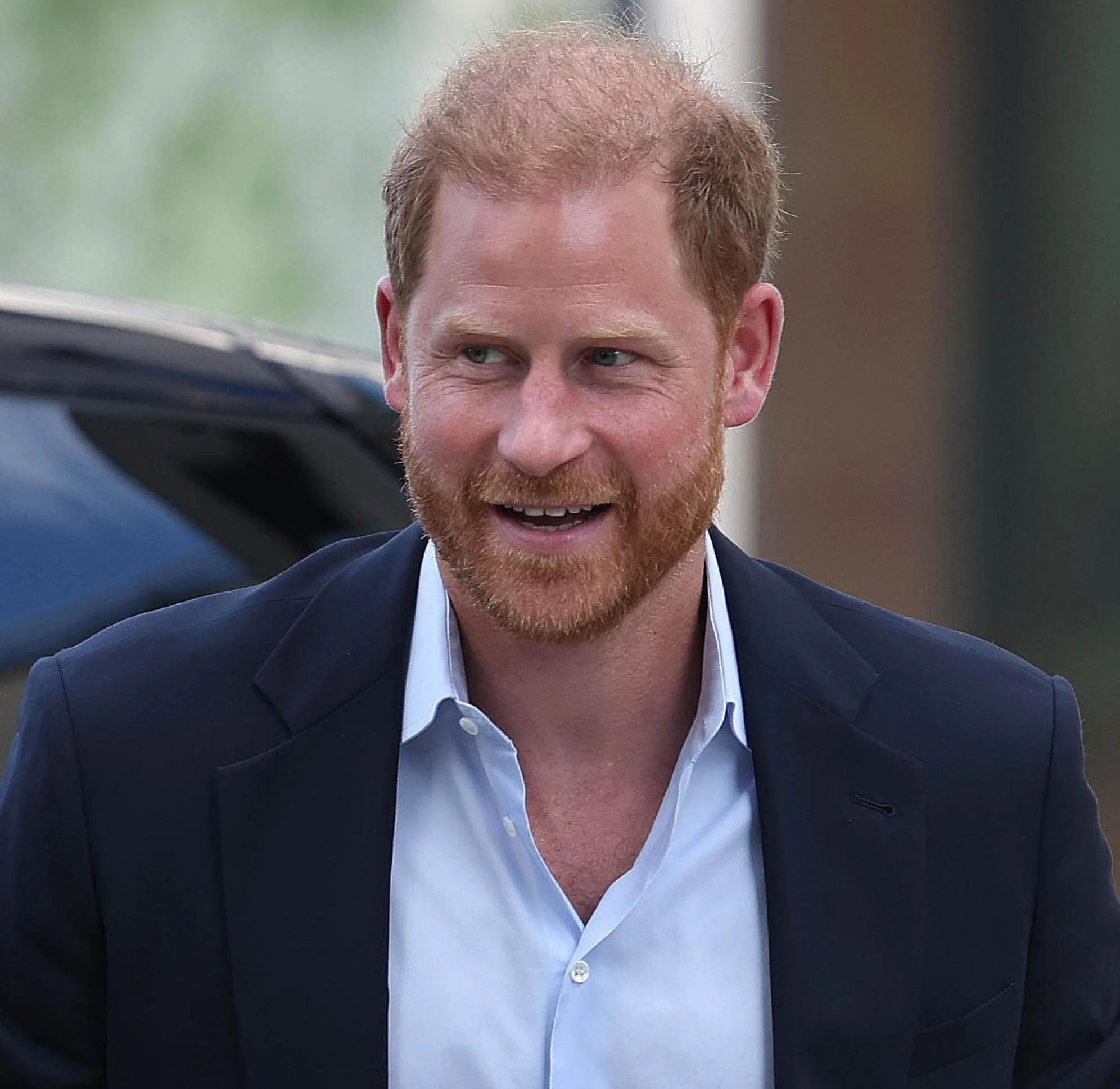 Harry va in visita da re Carlo. Un tè con il papà dopo due anni