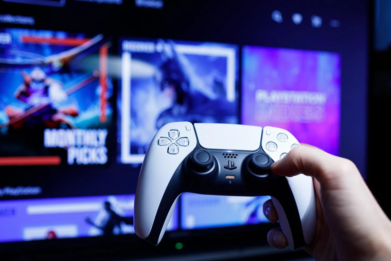 Playstation 5, quanto costa: da oggi prezzi alle stelle. Ecco perché