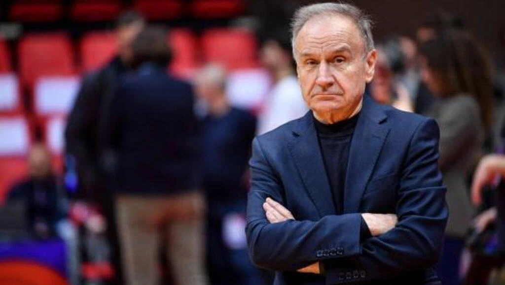 Omicidio ultras, sport sotto choc: “Sono assassini, non tifosi”. Ma il basket fa solo un minuto di silenzio