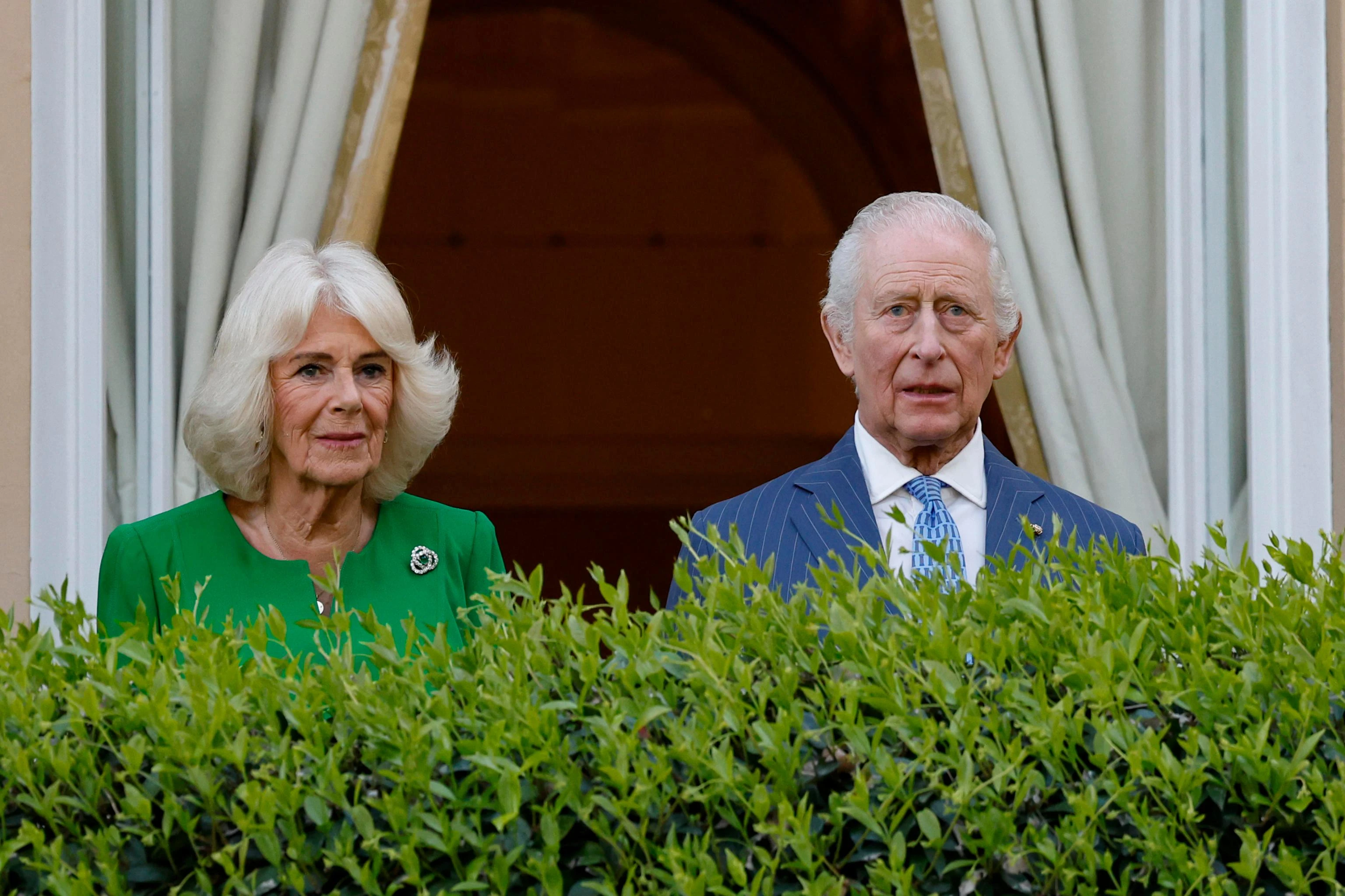 Il menù per Carlo e Camilla: spigola e carciofi. Cos’ha in serbo lo chef di Mattarella
