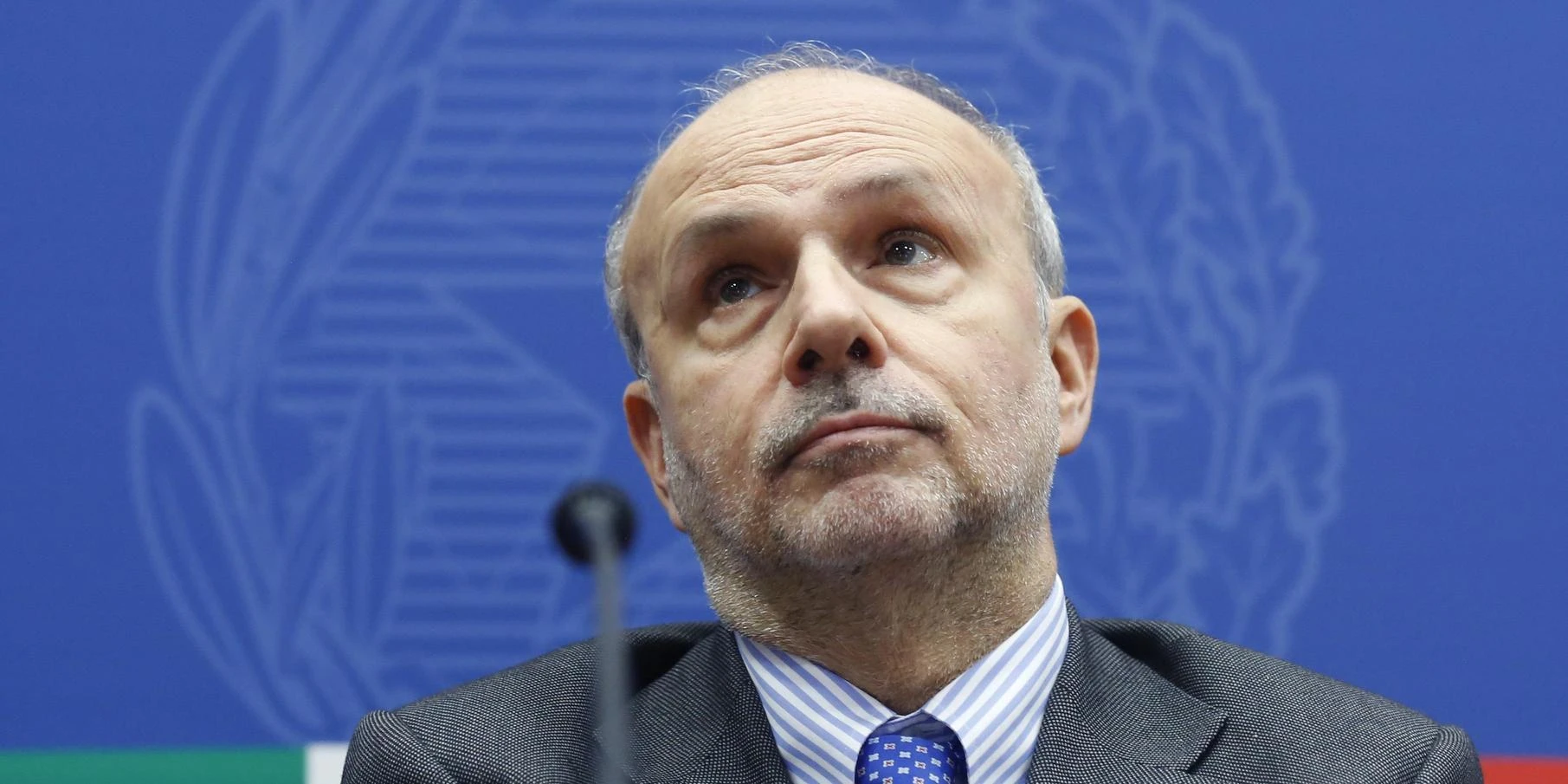 Al Meeting di Rimini. Schillaci non si fa vedere. Manda un video: si inceppa