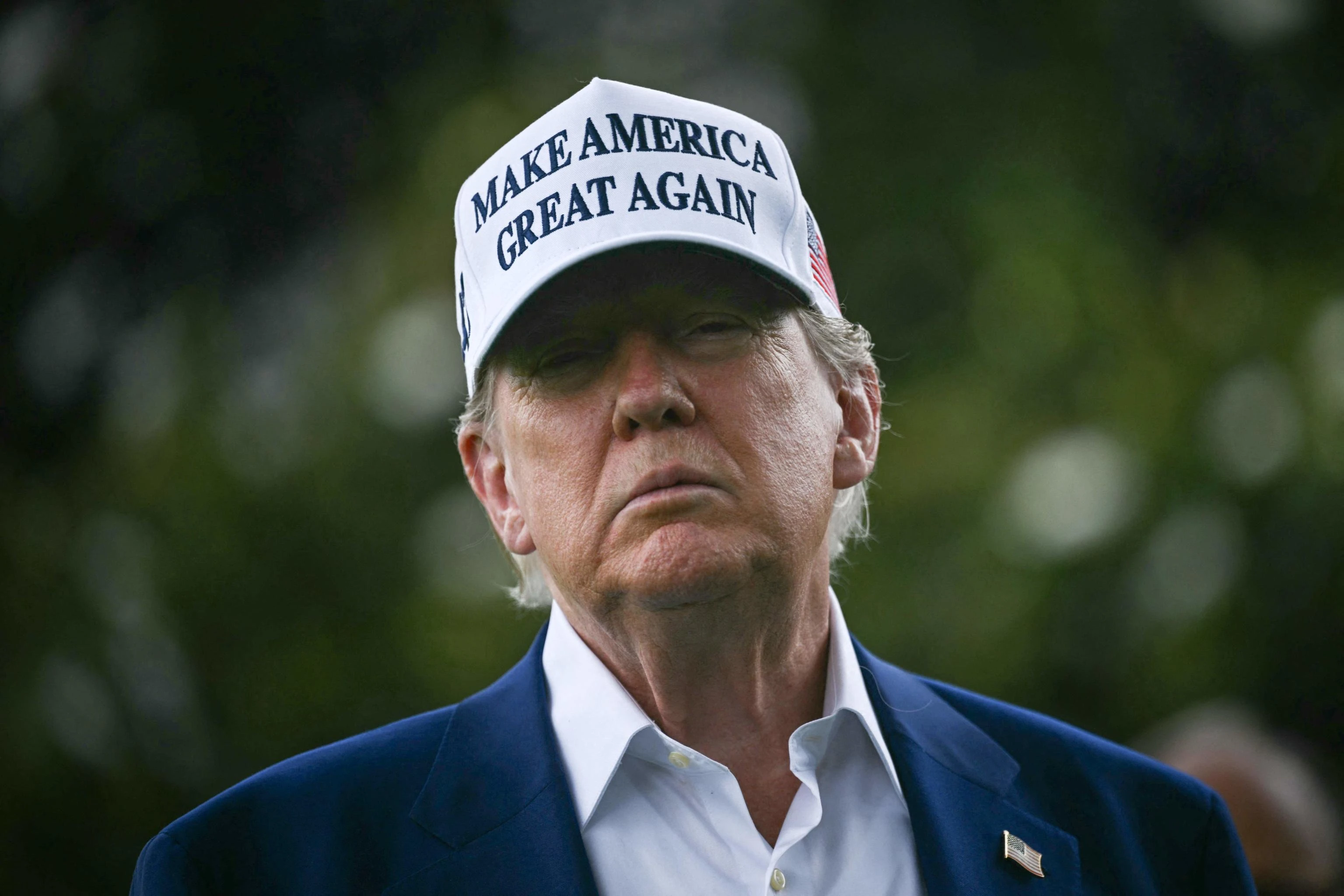 Da Trump uno stop ai camionisti stranieri: chi non sa l’inglese non può guidare i tir