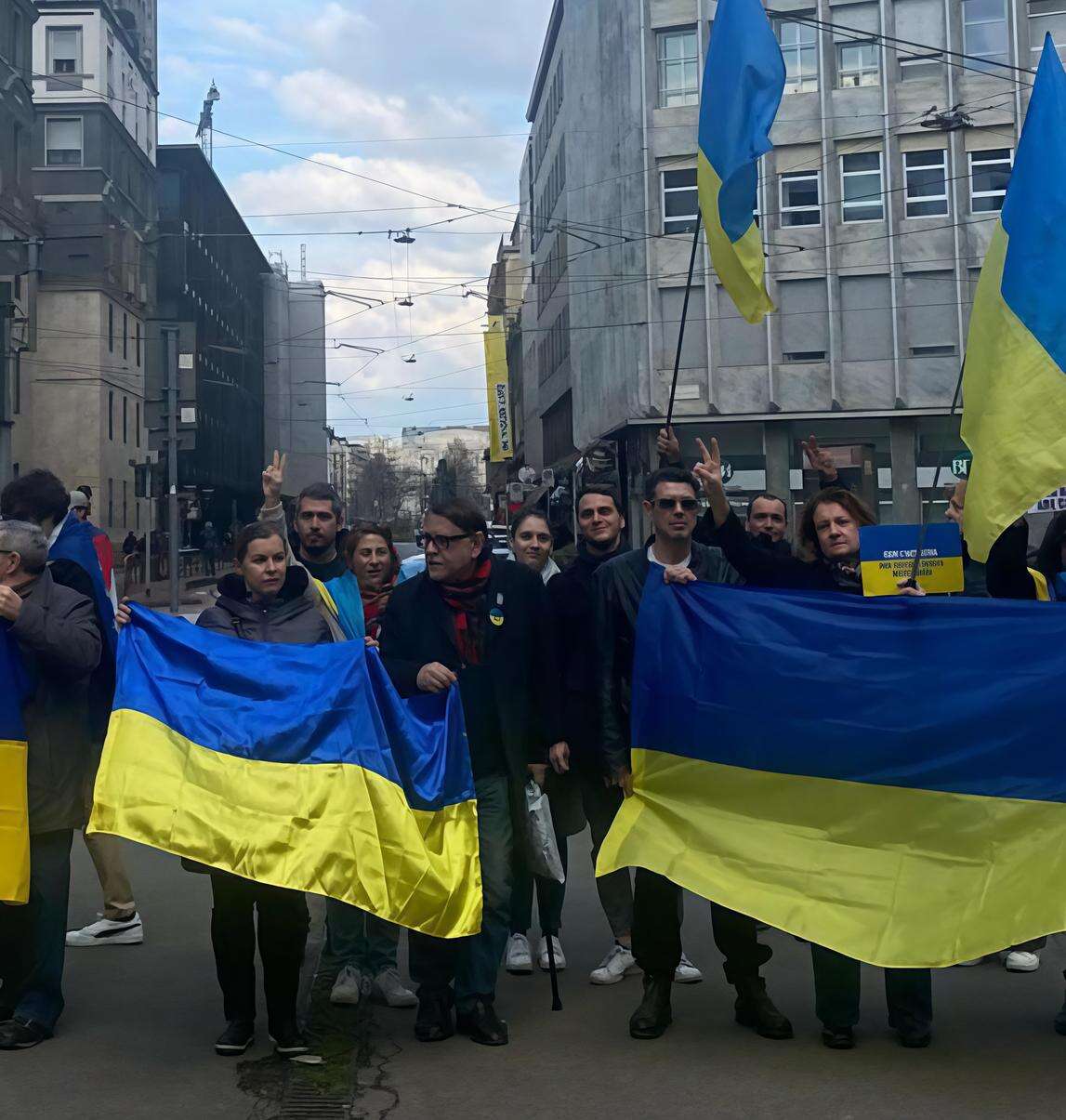 Oggi i cortei in Italia. Il popolo ucraino:: 