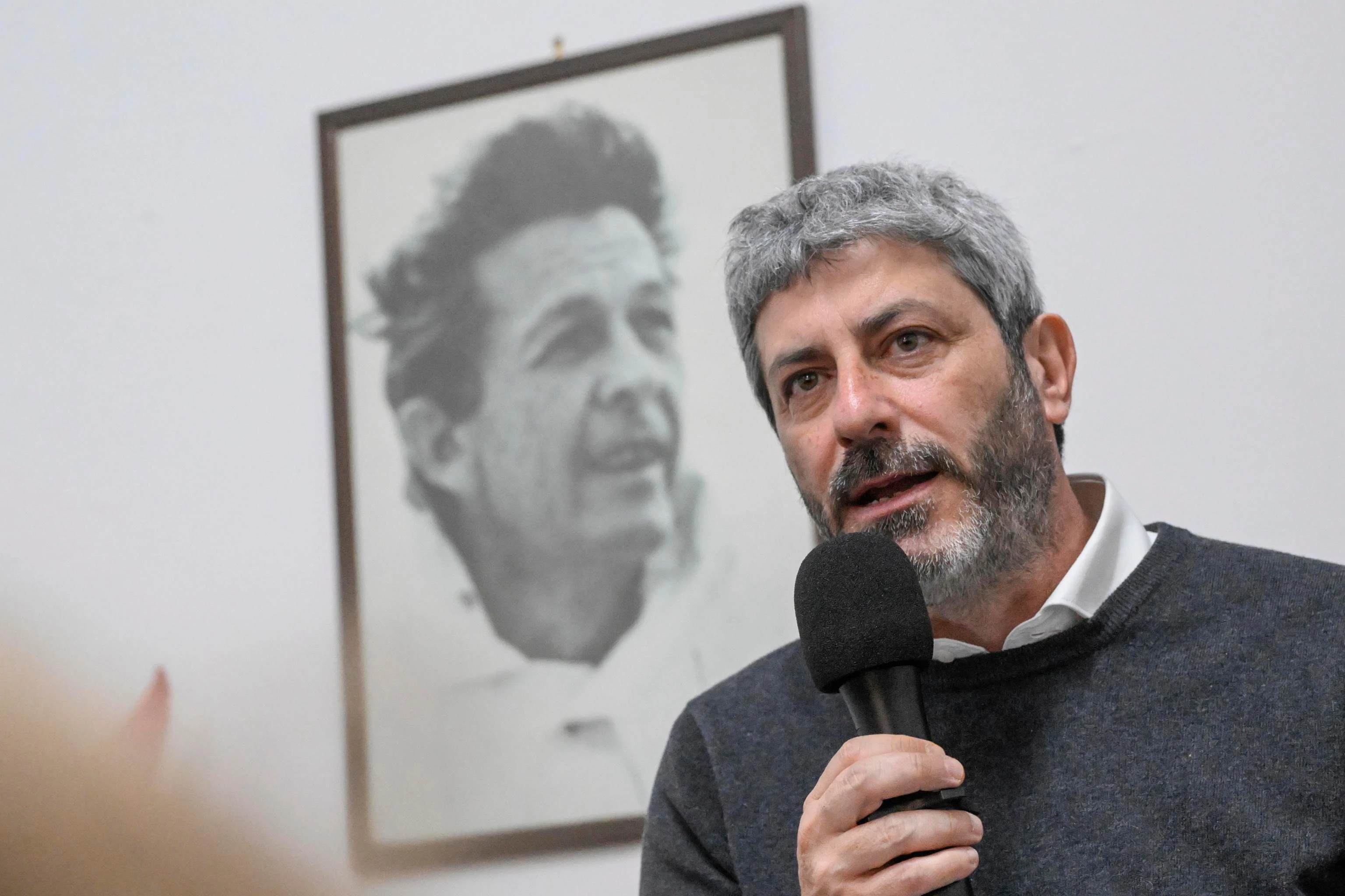 Elezioni regionali in Campania, il dem Misiani: “Fico è un nome autorevole”