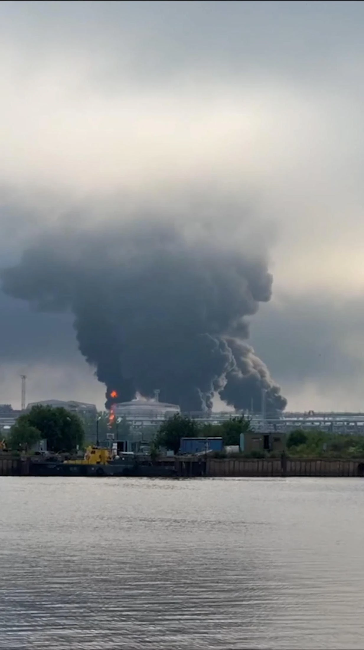 Raid di Kiev sulla Russia. Colpita San Pietroburgo