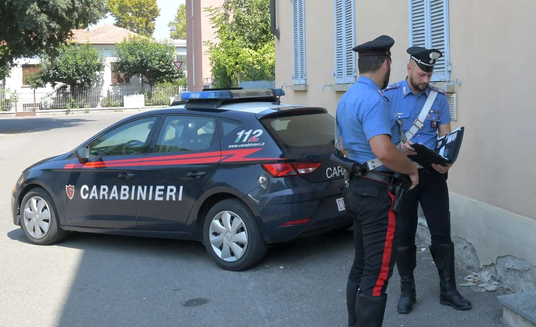 Udine, cane veglia per giorni i padroni morti: lui colto da infarto e lei per gli stenti