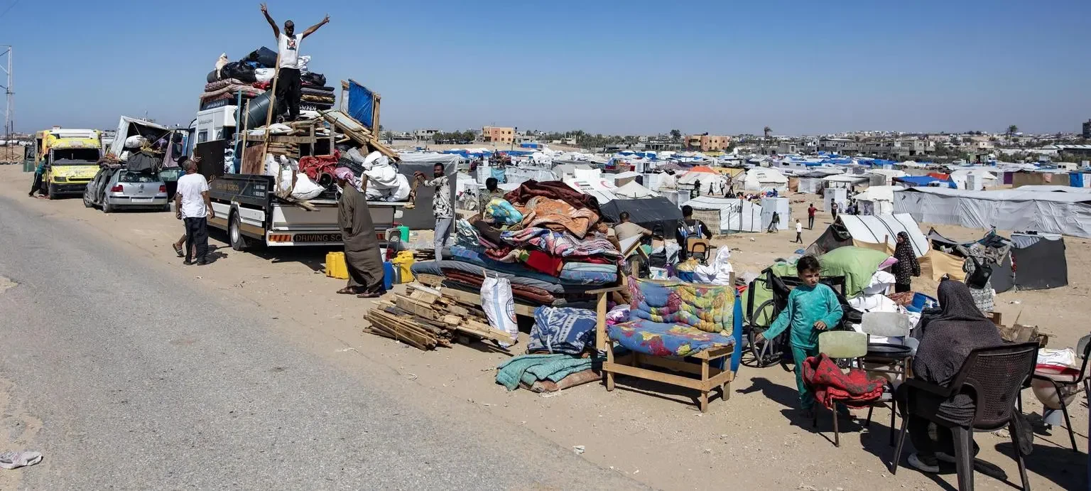 Gli sfollati nella trappola di Rafah. Scudi per Hamas, in fuga dai missili: 