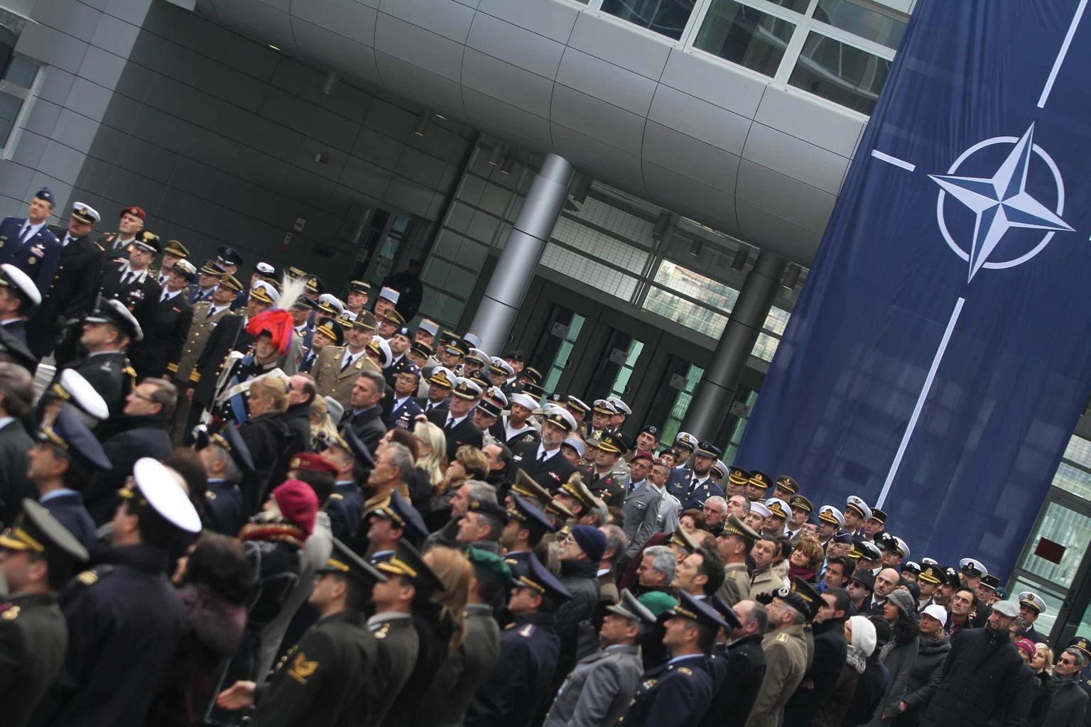Solo tre alleati della Nato pronti a raggiungere il nuovo obiettivo di spesa del 3,5% nel 2025