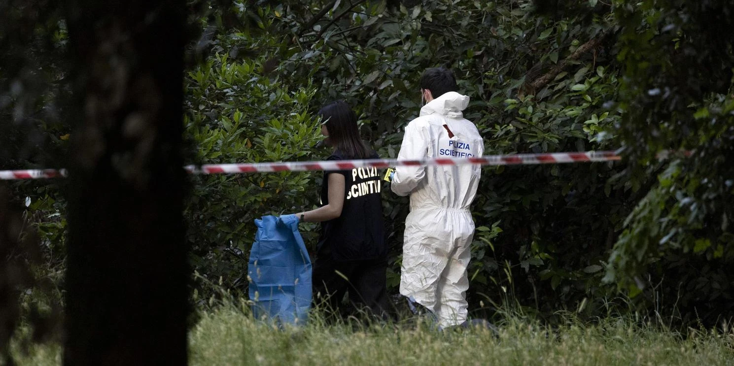 Villa Pamphili, il cerchio si stringe. Entro poche ore i nomi dei cadaveri