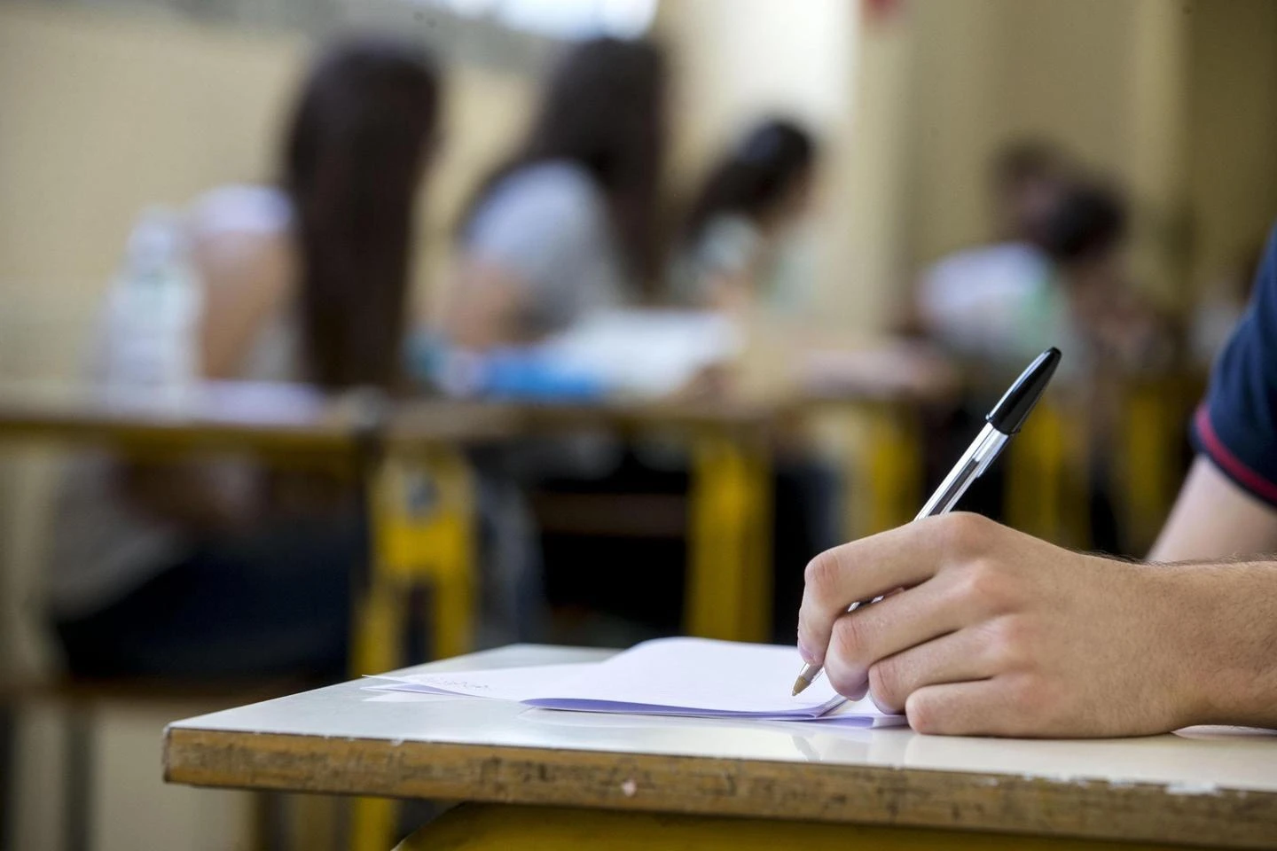 Scuola, rimandati con il 6 in condotta. La bozza del dpr approda al Cdm