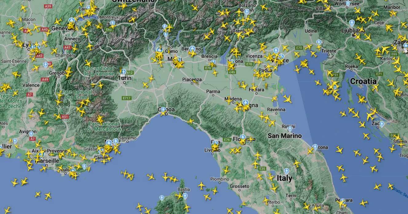 Voli per Milano e il Nord Italia bloccati in cielo: decine di aerei dirottati per un avaria ai radar di terra