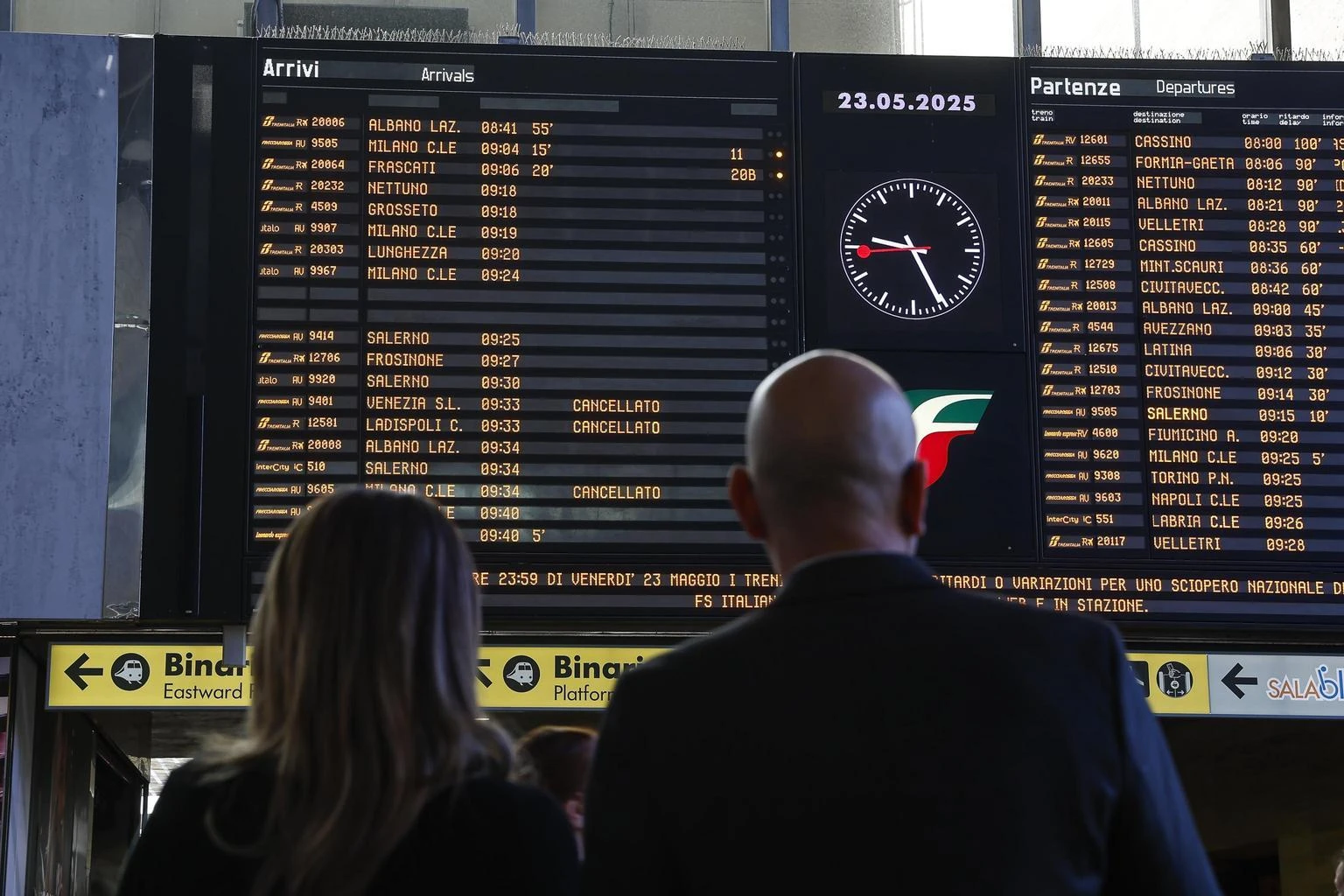 Treni, guasto sulla linea dell’Alta velocità Napoli-Roma. Caos e maxi ritardi a Termini