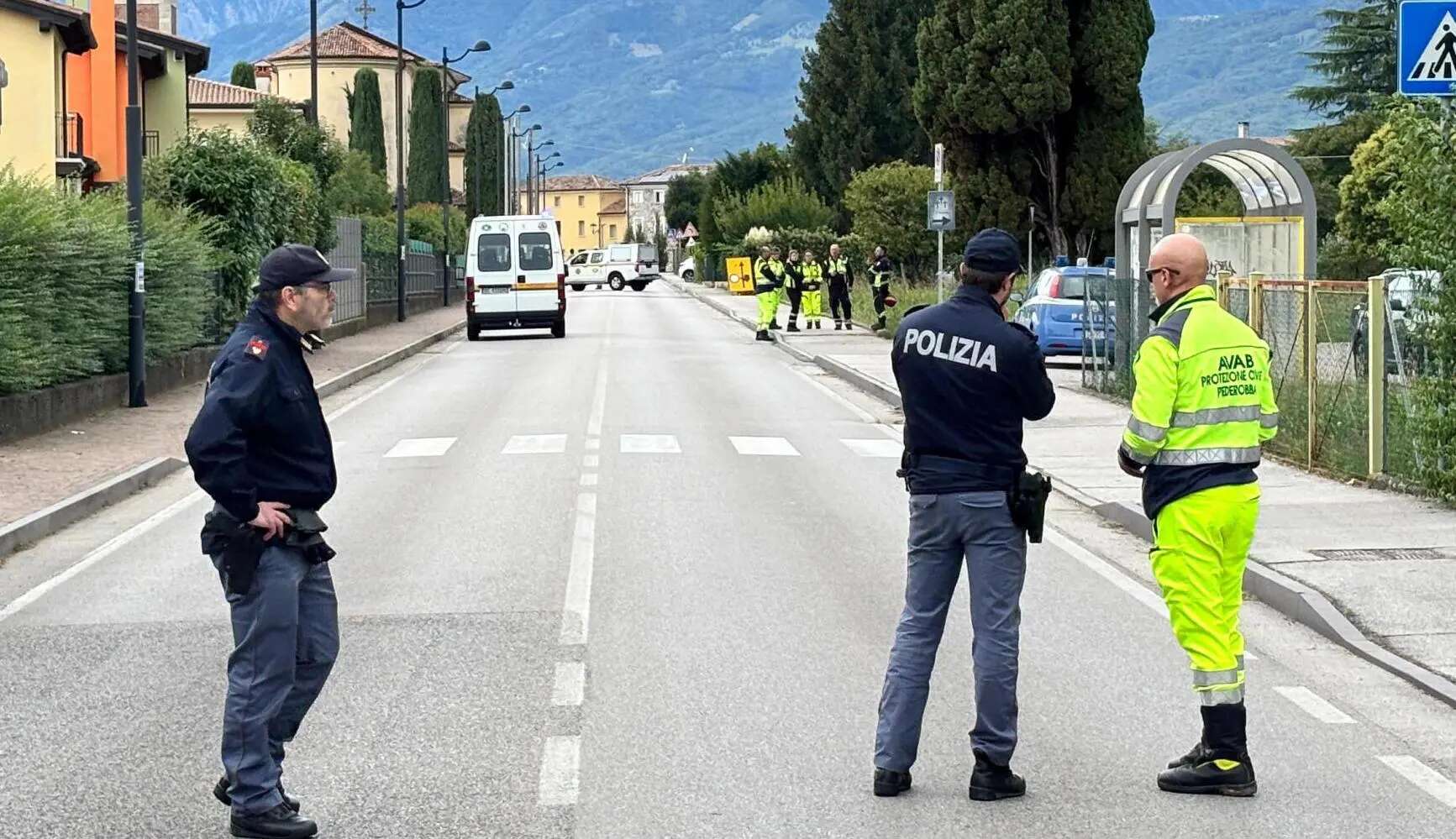 Mamma sparita con la figlia. Si è lasciata annegare. I due corpi abbracciati trovati su un isolotto