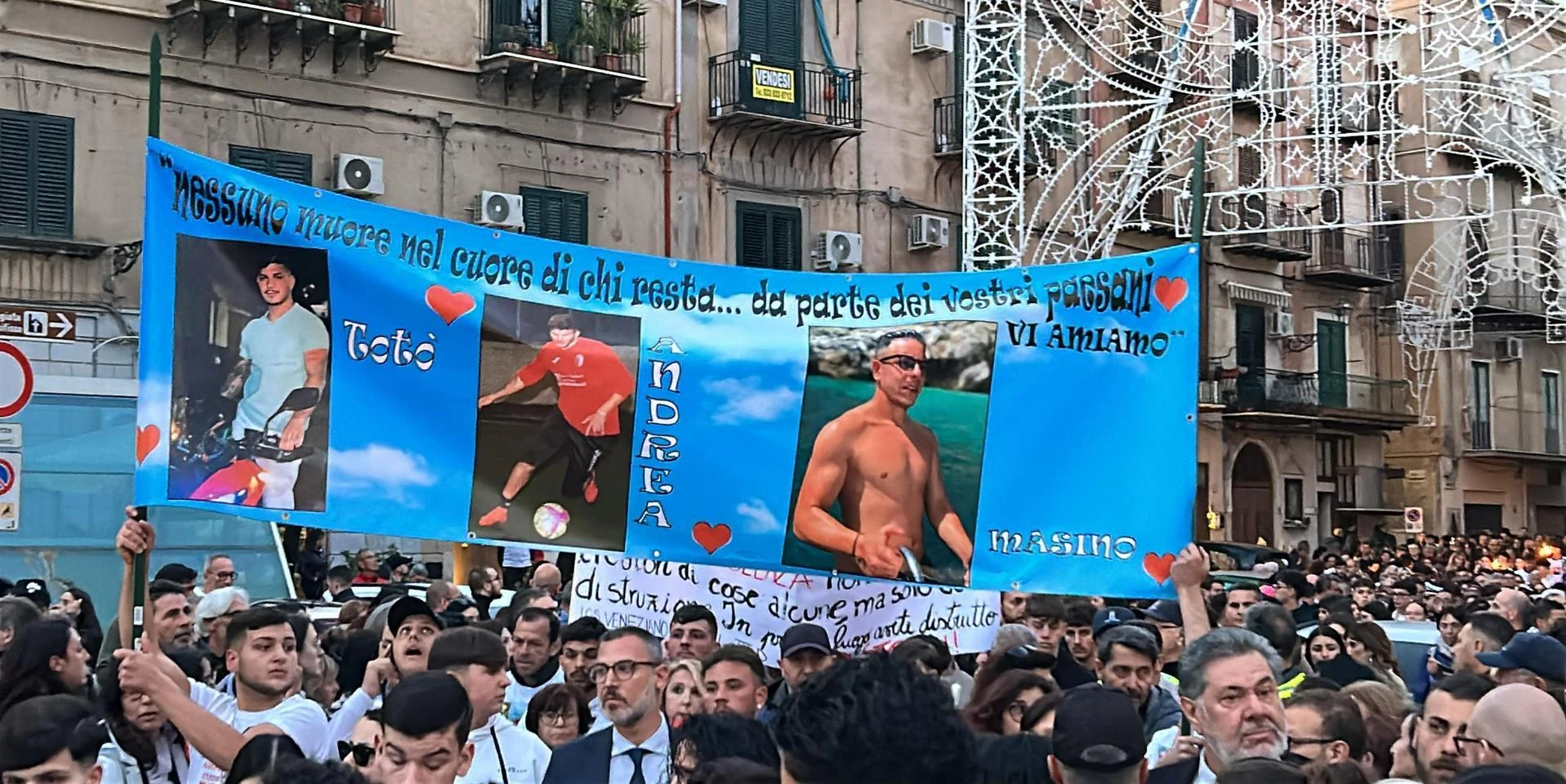 Sparatoria a Monreale, un altro ragazzo fermato per strage. “Era alla guida del motociclo”